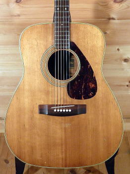 YAMAHA FG-200J '742.jpg